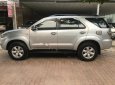 Toyota Fortuner 2011 - Bán xe cũ Toyota Fortuner sản xuất 2011, màu bạc số sàn, 680tr