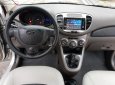 Hyundai i10 1.1MT 2012 - Cần bán Hyundai i10 1.1MT đời 2012, màu bạc, nhập khẩu chính chủ