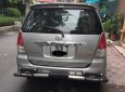 Toyota Innova V 2011 - Cần bán xe Toyota Innova V năm sản xuất 2011, màu bạc xe gia đình  