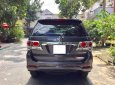 Toyota Fortuner 2.5G 4x2MT 2016 - Cần bán xe Toyota Fortuner MT 2016 máy dầu, màu xám chì zin
