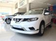 Nissan X trail 2.0 2WD Premium 2018 - Bán ô tô Nissan X trail 2.0 2WD Premium năm 2018, màu trắng