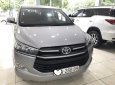 Toyota Innova E 2017 - Bán Innova E số sàn 2017, màu bạc, xe như mới