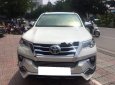 Toyota Fortuner 2018 - Gia đình cần bán Fortuner 2018, số tự động, máy xăng, màu trắng