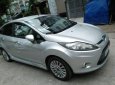 Ford Fiesta 2011 - Cần bán lại xe Ford Fiesta năm sản xuất 2011, màu bạc còn mới