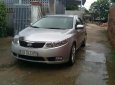 Kia Forte 2011 - Cần bán xe Kia Forte đời 2011, màu bạc xe gia đình, 358tr