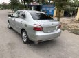 Toyota Vios  E   2010 - Bán xe Toyota Vios E năm 2010, màu bạc, xe gia đình