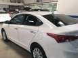 Hyundai Accent   1.4AT   2018 - Cần bán xe Hyundai Accent AT đời 2018, màu trắng