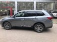 Mitsubishi Outlander 2.0 CVT Premium 2018 - Bán ô tô Mitsubishi Outlander 2.0 CVT Premium năm sản xuất 2018, màu xám