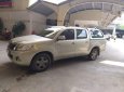 Toyota Hilux E 2012 - Bán Toyota Hilux E sản xuất năm 2012, màu vàng cát