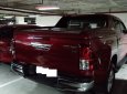 Toyota Hilux 2.8G 2017 - Bán Toyota Hilux 2.8G 2 cầu, số tự động, máy dầu, màu đỏ, sản xuất 2017