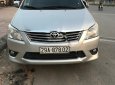 Toyota Innova 2.0E 2013 - Bán Toyota Innova 2.0E 2013, màu bạc, giá 535tr