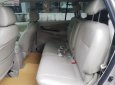 Toyota Innova E 2015 - Cần bán lại xe Toyota Innova E 2015, màu bạc số sàn