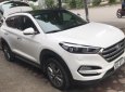 Hyundai Tucson  2.0 AT  2017 - Cần bán Hyundai Tucson 2.0 AT năm 2017, màu trắng, xe nhập 