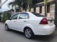 Chevrolet Aveo LT 2015 - Em bán Chevrolet Aveo 2015 số sàn, màu trắng cọp