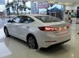 Hyundai Elantra 2018 - Bán xe Hyundai Elantra đời 2018, màu trắng