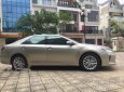 Toyota Camry   2.0E   2017 - Chính chủ bán Toyota Camry 2.0E năm sản xuất 2017, màu vàng