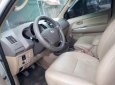 Toyota Hilux 3.0 4x4MT 2010 - Bán Toyota Hilux 3.0 4x4MT đời 2010, màu bạc, nhập khẩu số sàn 