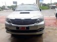 Toyota Fortuner 2015 - Bán xe Toyota Fortuner năm sản xuất 2015, màu bạc số sàn