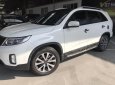 Kia Sorento GATH 2.4AT 2015 - Bán Kia New Sorento Gath 2.4 AT máy xăng, số tự động, màu trắng camay, sản xuất 2015, gốc Sài Gòn, lăn bánh 28000km