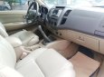 Toyota Fortuner G 2010 - Bán Toyota Fortuner G, số sàn, máy dầu, sản xuất năm 2010, màu bạc