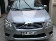 Toyota Innova 2.0E 2013 - Bán xe Toyota Innova 2.0E 2013, màu bạc chính chủ, giá chỉ 535 triệu