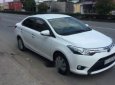 Toyota Vios 2017 - Kẹt tiền bán Toyota Vios đời 2017, màu trắng, giá 550tr
