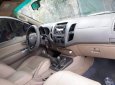 Toyota Hilux 3.0 4x4MT 2010 - Bán Toyota Hilux 3.0 4x4MT đời 2010, màu bạc, nhập khẩu số sàn 