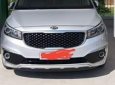 Kia Sedona GATH 3.3 2016 - Cần bán xe Kia Sedona GATH 3.3 đời 2016, màu bạc, giá 995tr