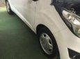 Chevrolet Spark    2014 - Cần bán gấp Chevrolet Spark sản xuất năm 2014, màu trắng  