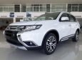 Mitsubishi Outlander 2018 - Bán Mitsubishi Outlander đời 2018, màu trắng, 0939.98.13.98, Mr Tiến