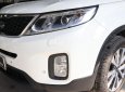 Kia Sorento 2.4AT 2015 - Cần bán xe Kia Sorento 2.4AT đời 2015, màu trắng