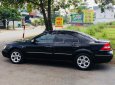 Ford Mondeo 2004 - Cần bán gấp Ford Mondeo sản xuất 2004, màu đen, nhập khẩu nguyên chiếc