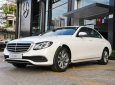 Mercedes-Benz E class E200 2018 - Bán ô tô Mercedes E200 sản xuất 2018, màu trắng