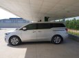 Kia Sedona GATH 3.3 2016 - Cần bán xe Kia Sedona GATH 3.3 đời 2016, màu bạc, giá 995tr