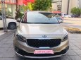 Kia Sedona 2016 - Bán Kia Grand Sedona 3.3 Gath sản xuất năm 2016, màu vàng, máy xăng