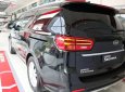 Kia Sedona Platinum G 2018 - Bán Kia Sedona Platinum G sản xuất năm 2018, màu đen, máy xăng