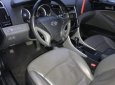 Hyundai Sonata   2011 - Cần bán Hyundai Sonata đời 2011, màu bạc, xe còn rất đẹp