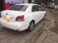 Toyota Vios MT 2010 - Cần tiền bán gấp Toyota Vios MT 2010 màu trắng sang trọng với giá hạt rẻ 235 triệu