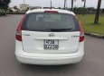 Hyundai i30 2009 - Cần bán lại xe Hyundai i30 năm sản xuất 2009, màu trắng, nhập khẩu