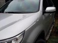 Kia Sorento DMT 2.2L 2WD 2014 - Cần bán lại xe Kia Sorento DMT 2.2L 2WD năm sản xuất 2014, màu bạc