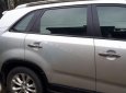 Kia Sorento DMT 2.2L 2WD 2014 - Cần bán lại xe Kia Sorento DMT 2.2L 2WD năm sản xuất 2014, màu bạc