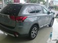 Mitsubishi Outlander 2018 - Bán xe Mitsubishi Outlander sản xuất 2018, màu xám (ghi), giá 808tr - LH 0939.98.13.98