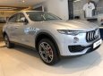 Maserati 2018 - Bán Maserati Levante màu bạc/ kem giá siêu hấp dẫn. Bán xe Maserati Levante đời mới nhất