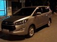 Toyota Innova 2017 - Cần bán gấp Toyota Innova 2017, màu bạc