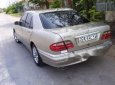 Mercedes-Benz E class E240 2000 - Cần bán Mercedes E240 2000, màu xám, xe nhập