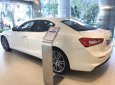 Maserati Ghibli 2018 - Bán xe Maserati Ghibli chính hãng 2018, màu trắng. LH: 0978877754, hỗ trợ tư vấn