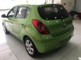 Hyundai i20 2011 - Cần bán gấp Hyundai i20 đời 2011 màu xanh lục, giá chỉ 350 triệu, xe nhập