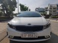 Kia Cerato 1.6AT 2017 - Bán xe Kia Cerato 1.6 AUTO sản xuất:2017,màu trắng,gia đình sử dụng kỹ mới 99%.