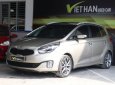 Kia Rondo 1.7MT 2015 - Bán xe Kia Rondo 1.7MT 2015, màu vàng, giá chỉ 548 triệu