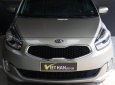 Kia Rondo 1.7MT 2015 - Bán xe Kia Rondo 1.7MT 2015, màu vàng, giá chỉ 548 triệu